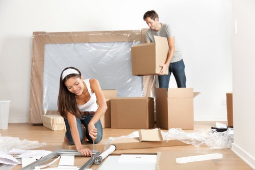 Professional packing and unpacking services in Soho for a smooth move