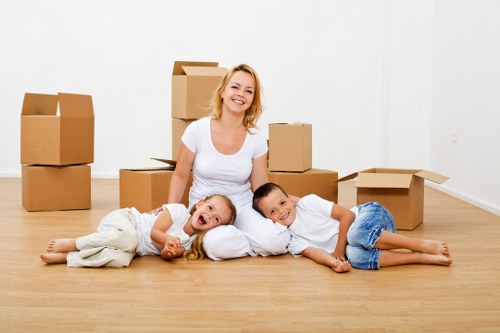 Local movers planning access and parking for a Soho property